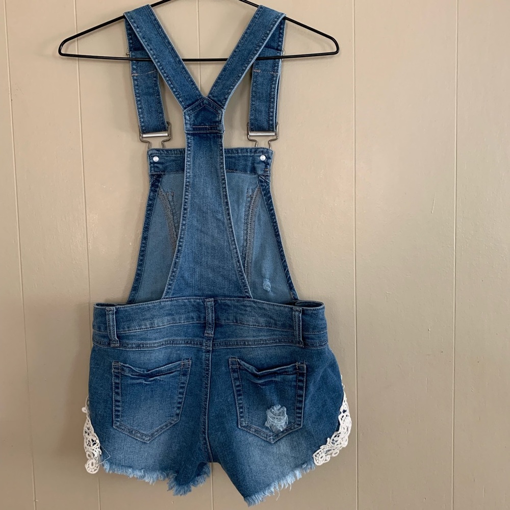 🚩SOLD🚩 Boho Distressed Shorts Overalls - Picture 3 of 7